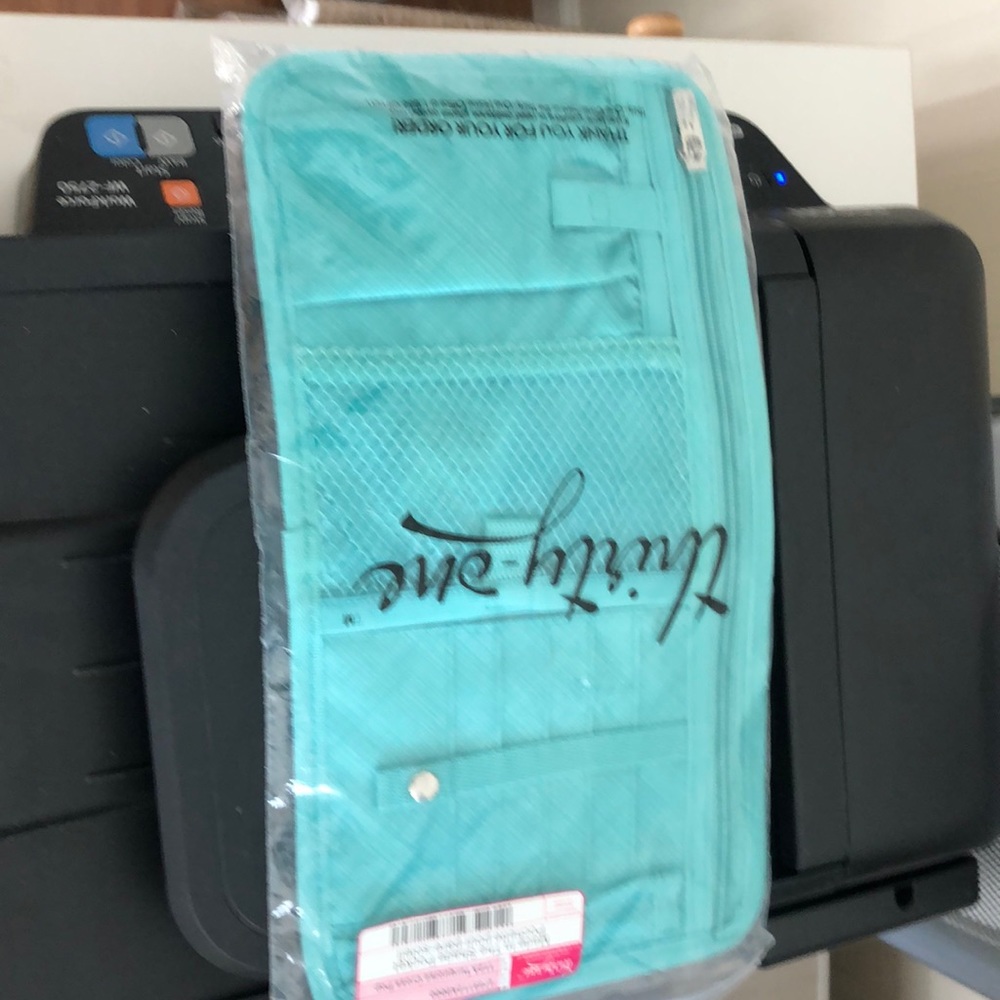 thirty-one  made in the shade pocket .